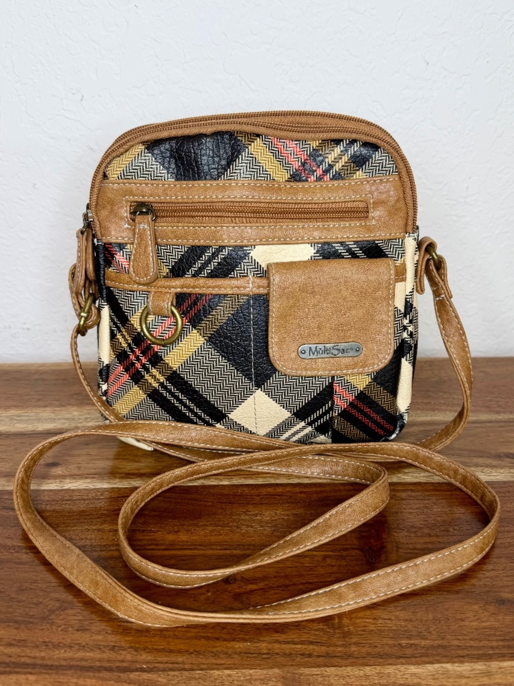 MulitSac North South Zip Around Crossbody Bag, NWOT
